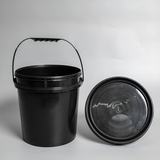 10 Litre Plastic Bucket with Lid